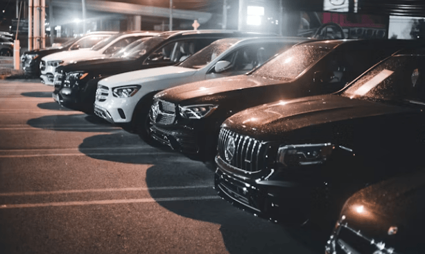 고물가 시대 내 차 팔기&amp;#44; 직거래와 플랫폼 수익 전략