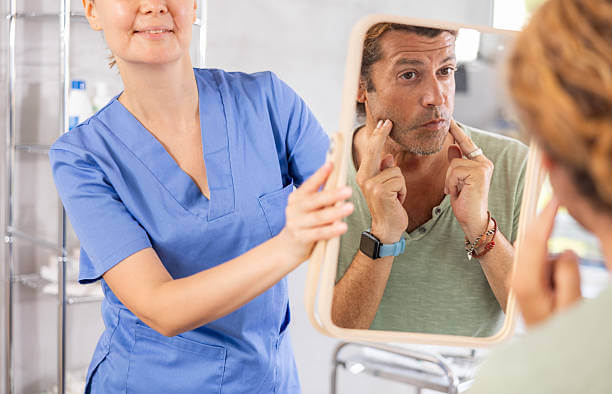 안면마비 증상, 초기 신호와 치료 시기를 놓치면 안 되는 이유?