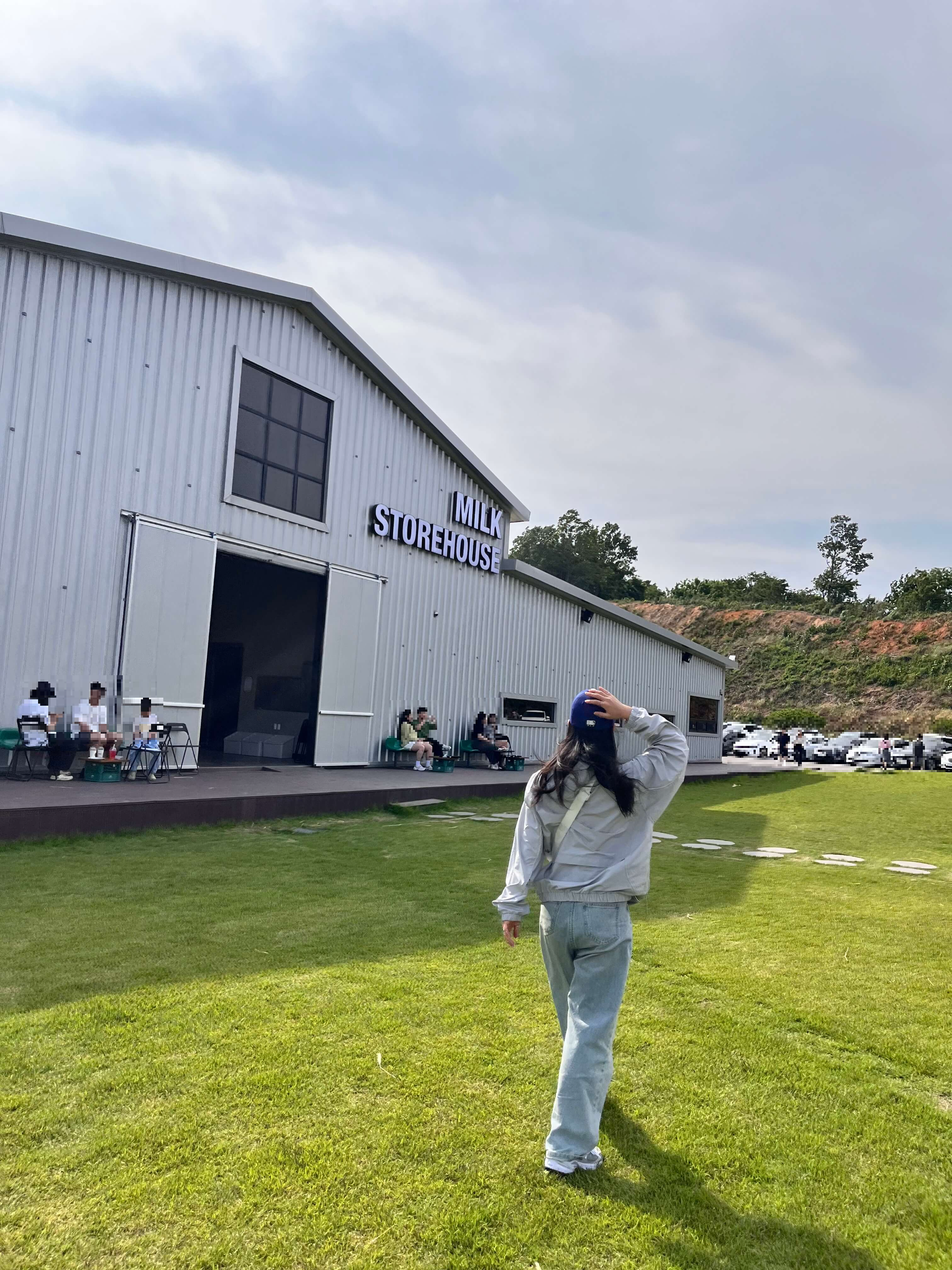 보령 목장 대형카페 우유창고