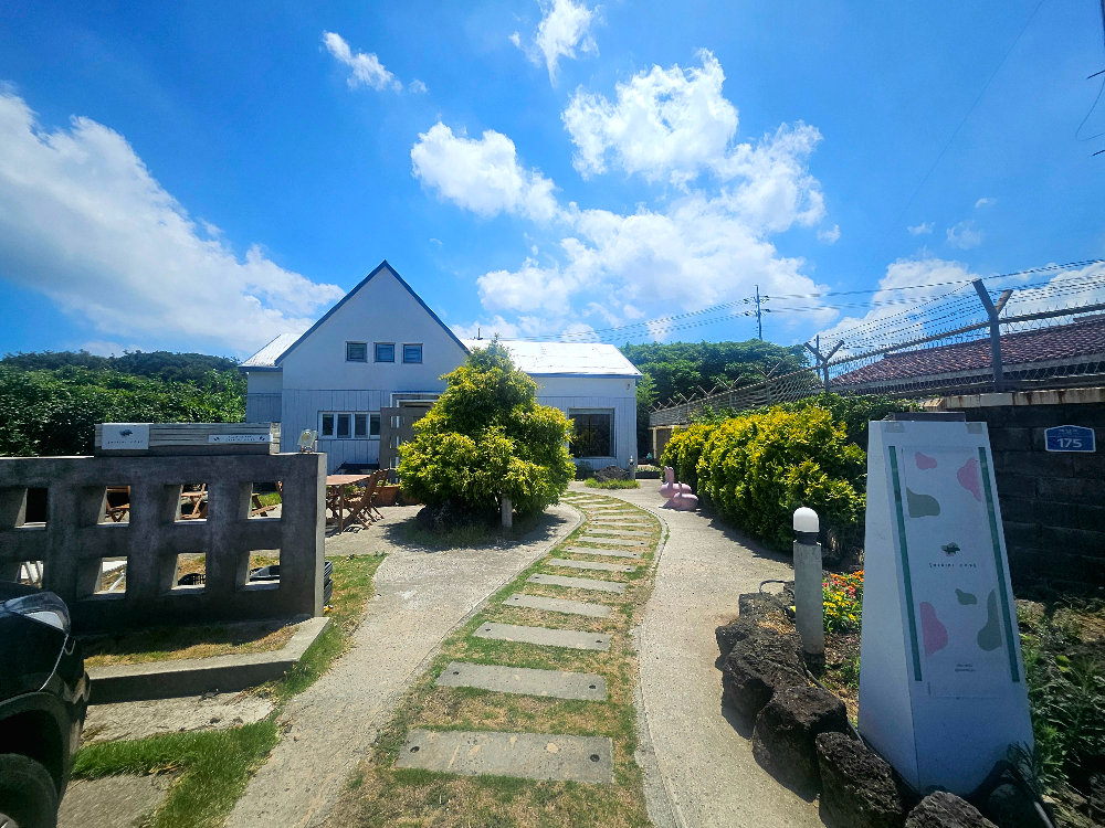 쉬리니케이크_외부