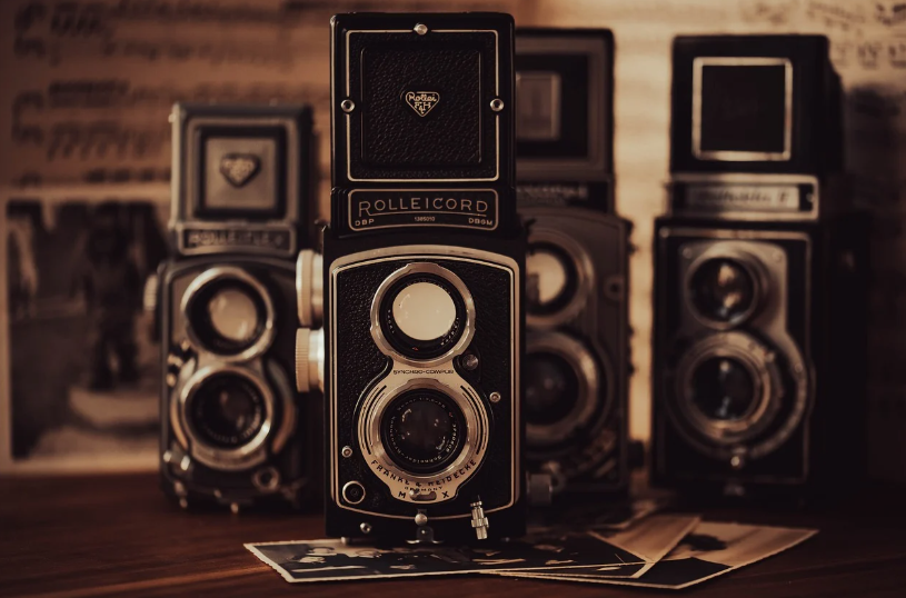 레트로 열풍의 심리학: 왜 사람들은 과거를 그리워할까?