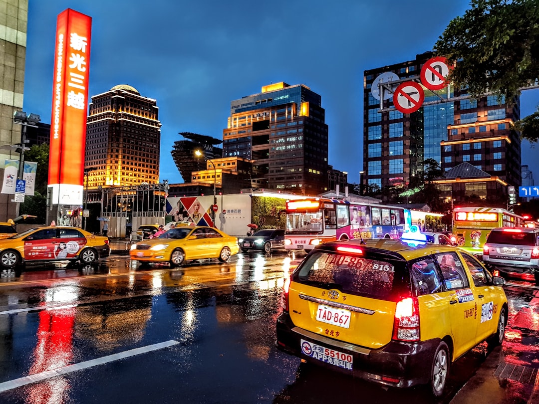 Taxi