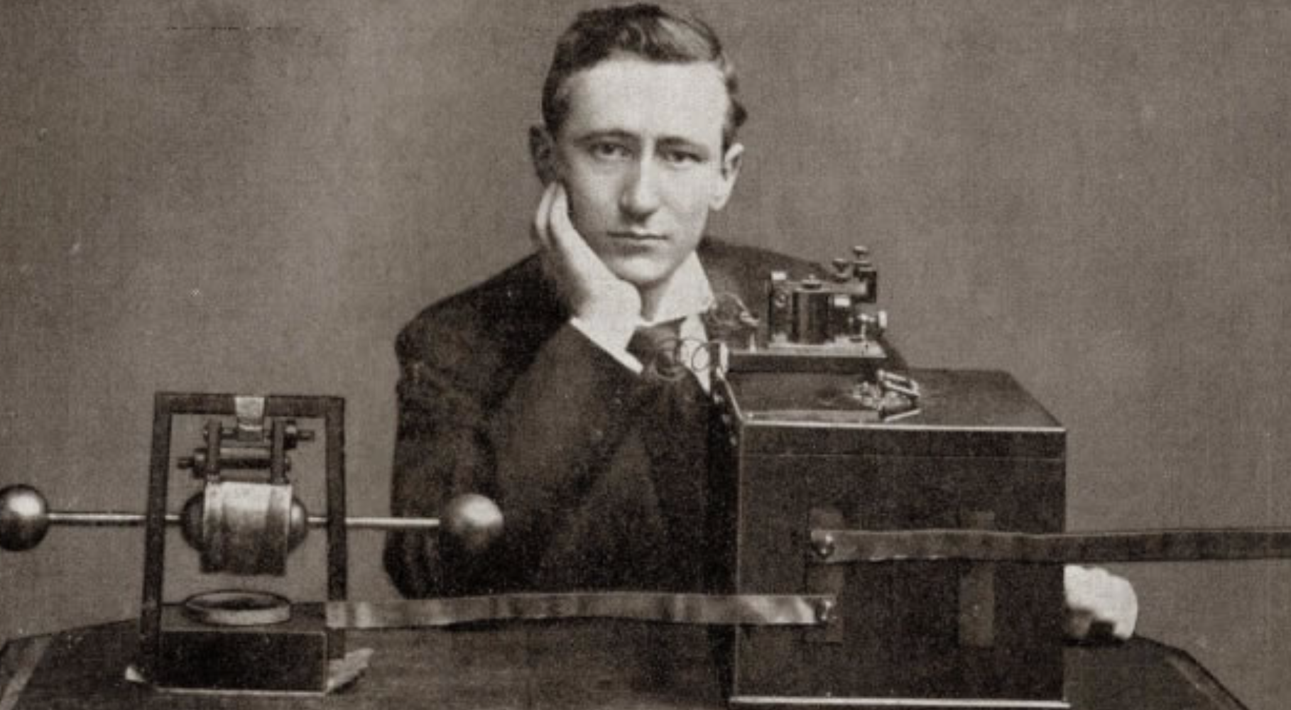 굴리엘모 마르코니(Guglielmo Marconi)와 무선 라디오