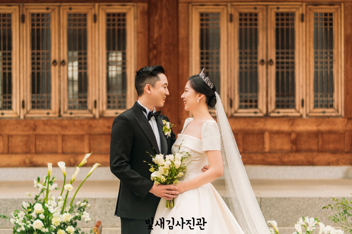 경원재 본식스냅 한옥웨딩 야외결혼식 9