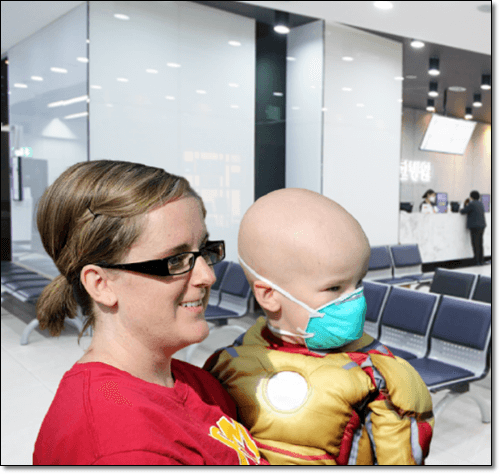 항생재 치료 받는 소아