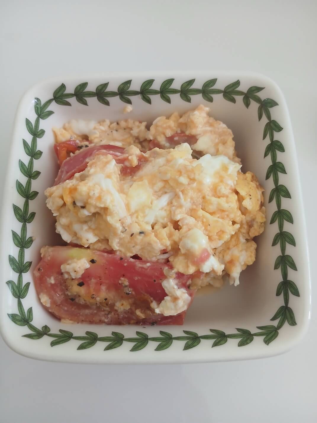 왼성된 토마토 달걀볶음