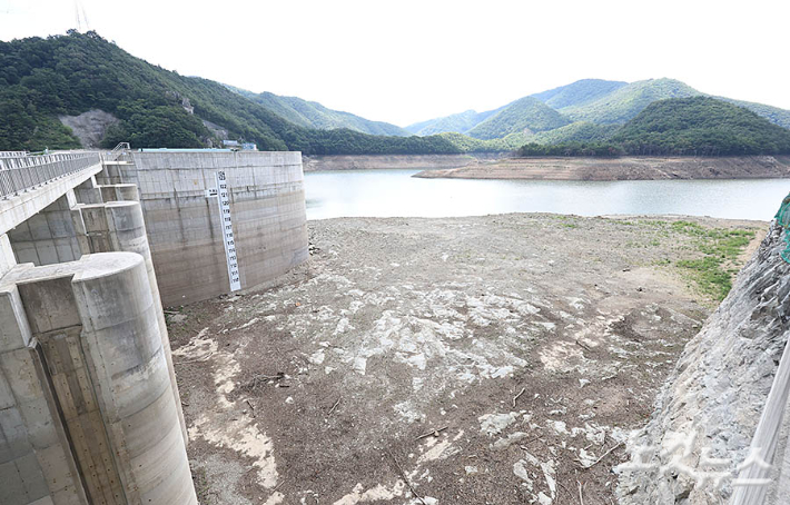 강릉 가뭄 재난 심각: 저수율 12.9% 추락, 제한 급수와 군 긴급 지원 총정리 관련 사진