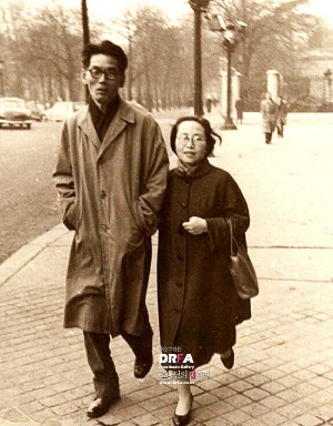 왼)김환기 오)이경자