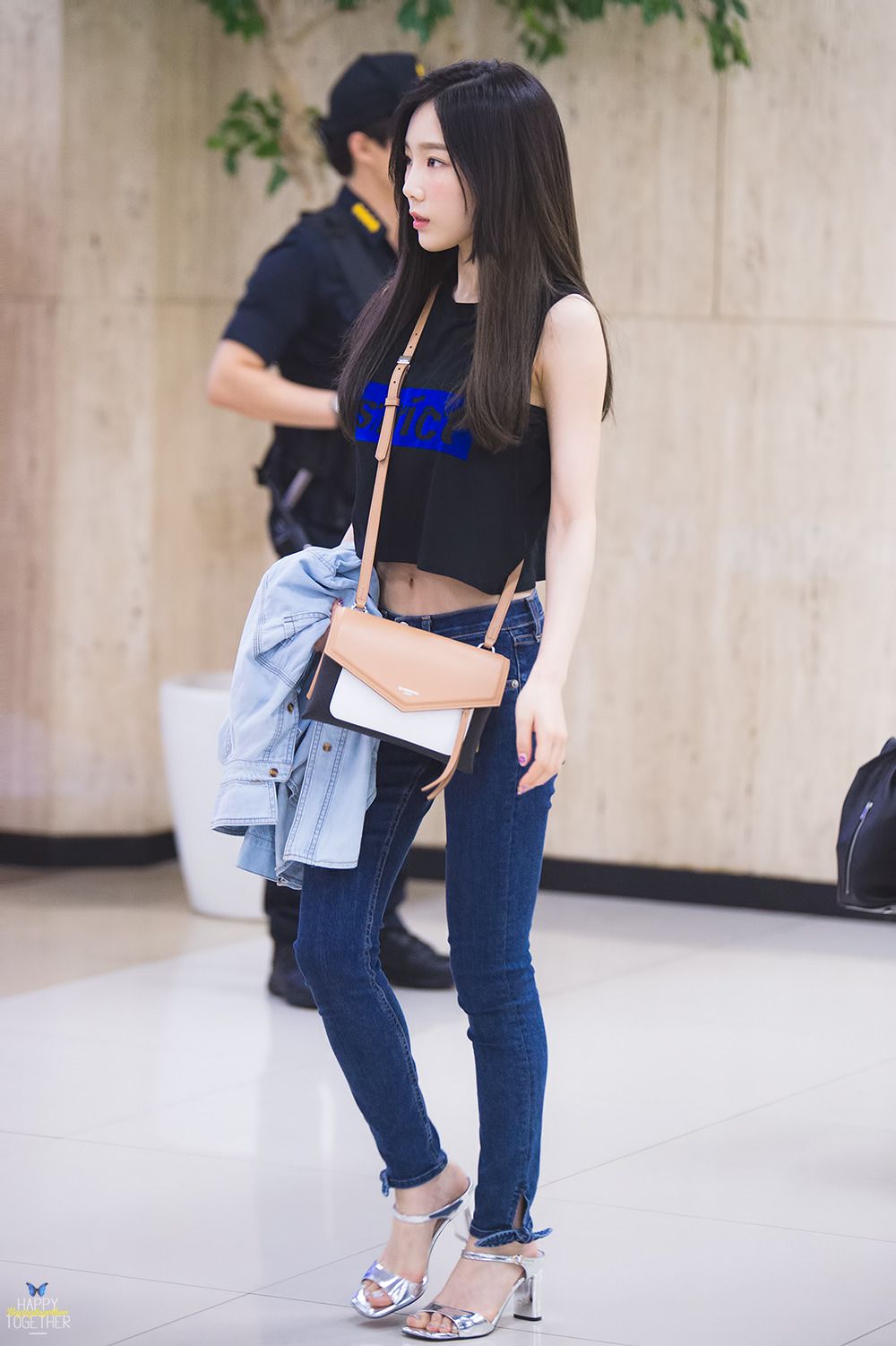 태연 공항패션 사진 태연 공항패션 사진