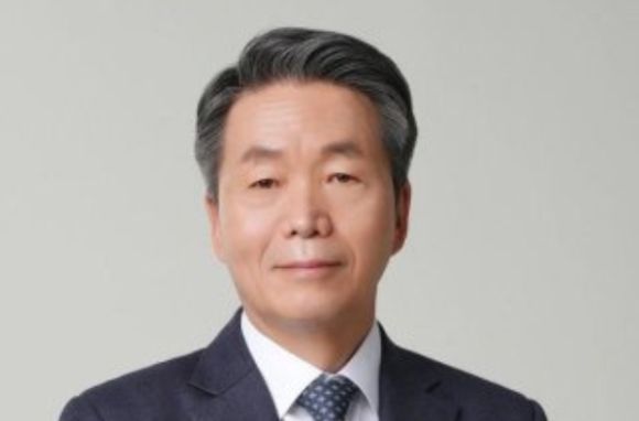 김용원 인권위원 욕설 및 일본도 논란