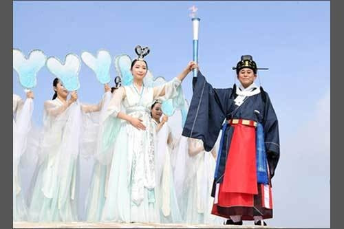 개천절 단군신화 고조선 홍익인간 국경일