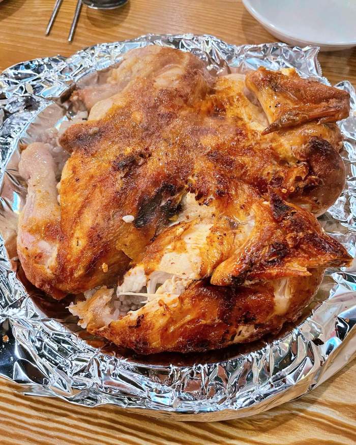 백반기행 안재모 편 장작구이 통닭 참나무 찹쌀 누룽지 열무김치 어묵탕 잔치국수 막국수 고양 서오릉 맛집 소개