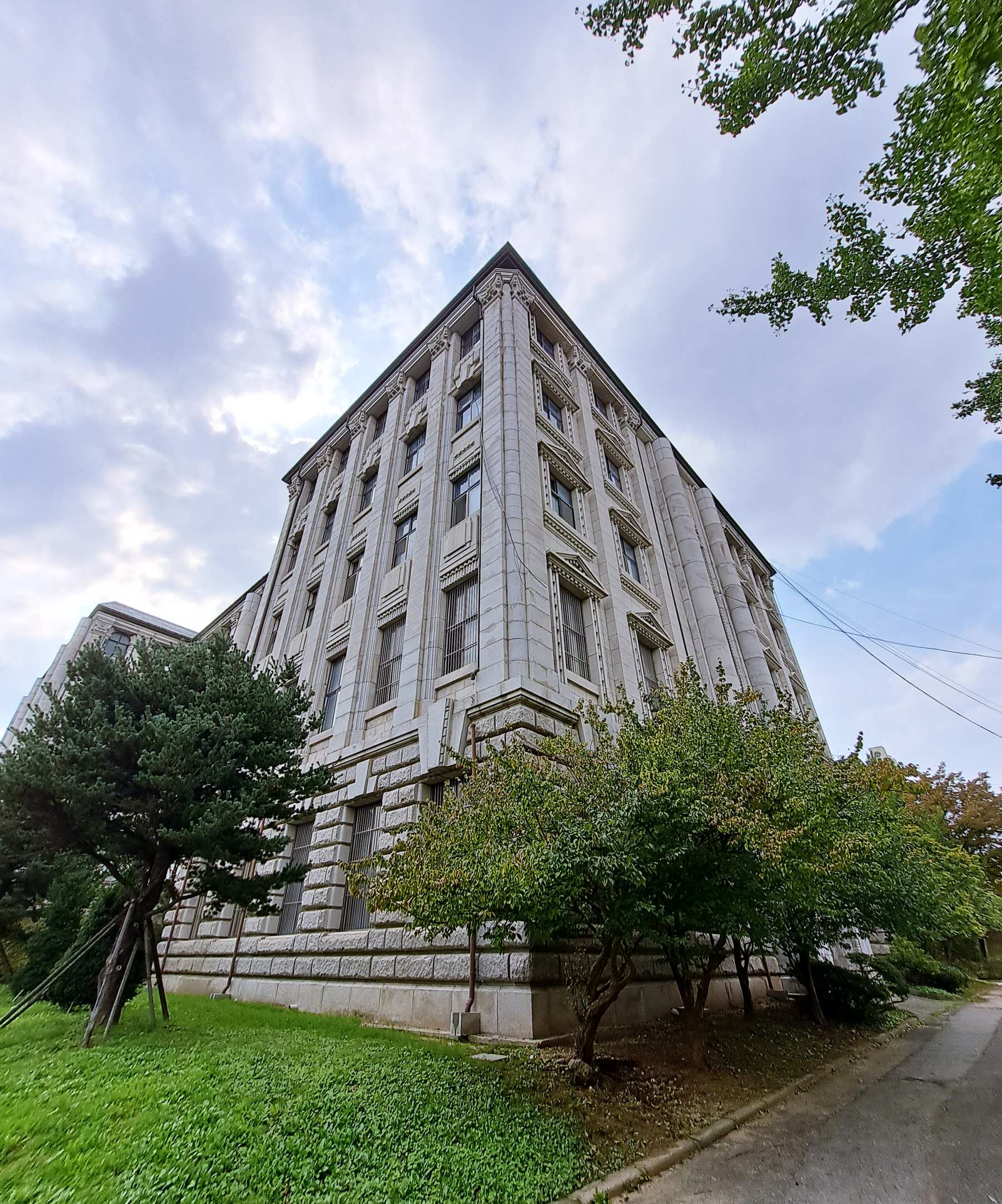 성리관 건물 사진