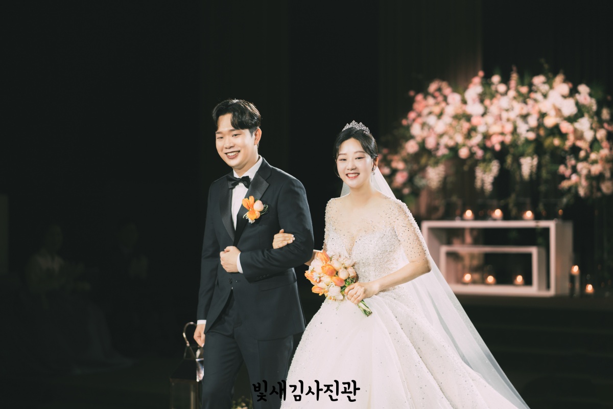 mj컨벤션 다이너스티홀 서브스냅 신랑신부 행진