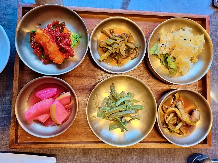 믿고 떠나는 스타 이종남 고향 식당 참외 닭구이 연잎밥 보리굴비 한정식 경북 성주 맛집 추천