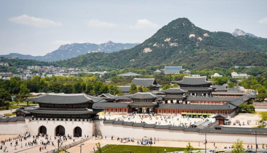 경복궁 커플 데이트 코스(한복,로맨틱스팟,카페 & 맛집)-경복궁