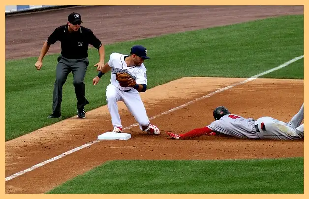 야구 중계방송 (한국 도미니카)