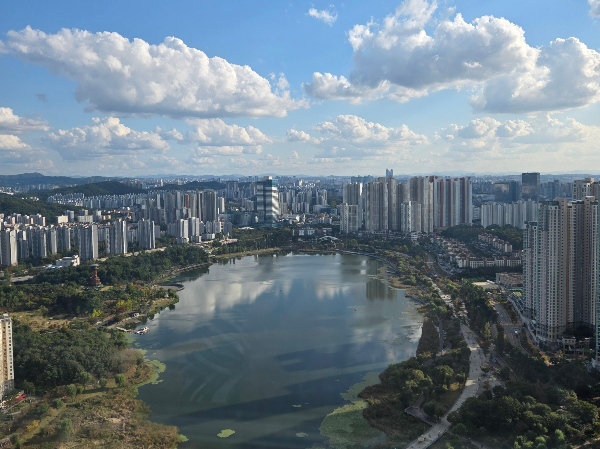 광교 스타벅스 SK레이크뷰 41층