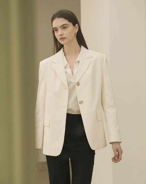 용감무쌍 용수정 47회 48회 엄현경 자켓