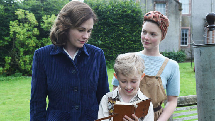 텔-잇-투-더-비즈-스틸컷6