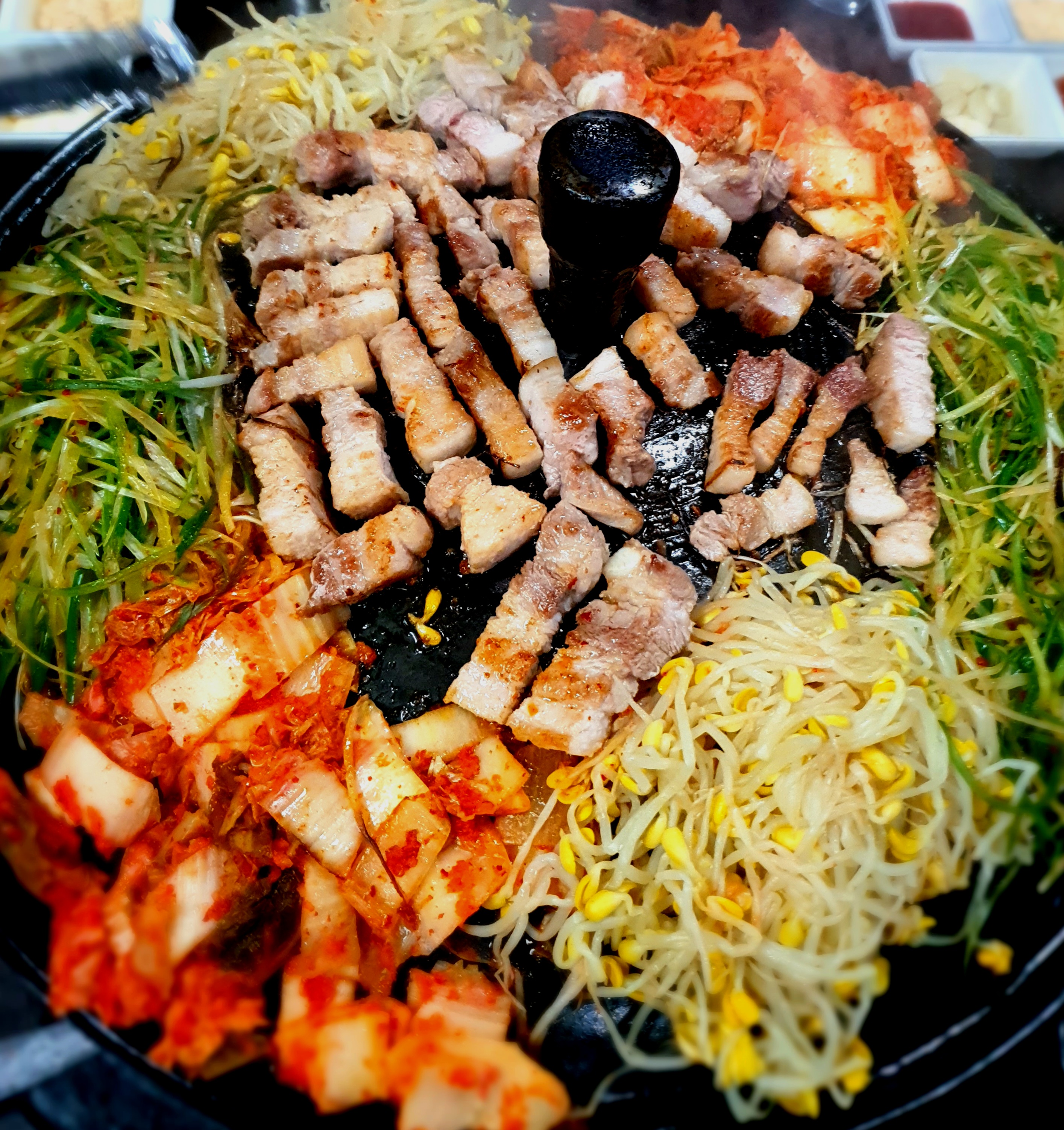 고기와-야채를-같이-구우면-너무-맛있어요.