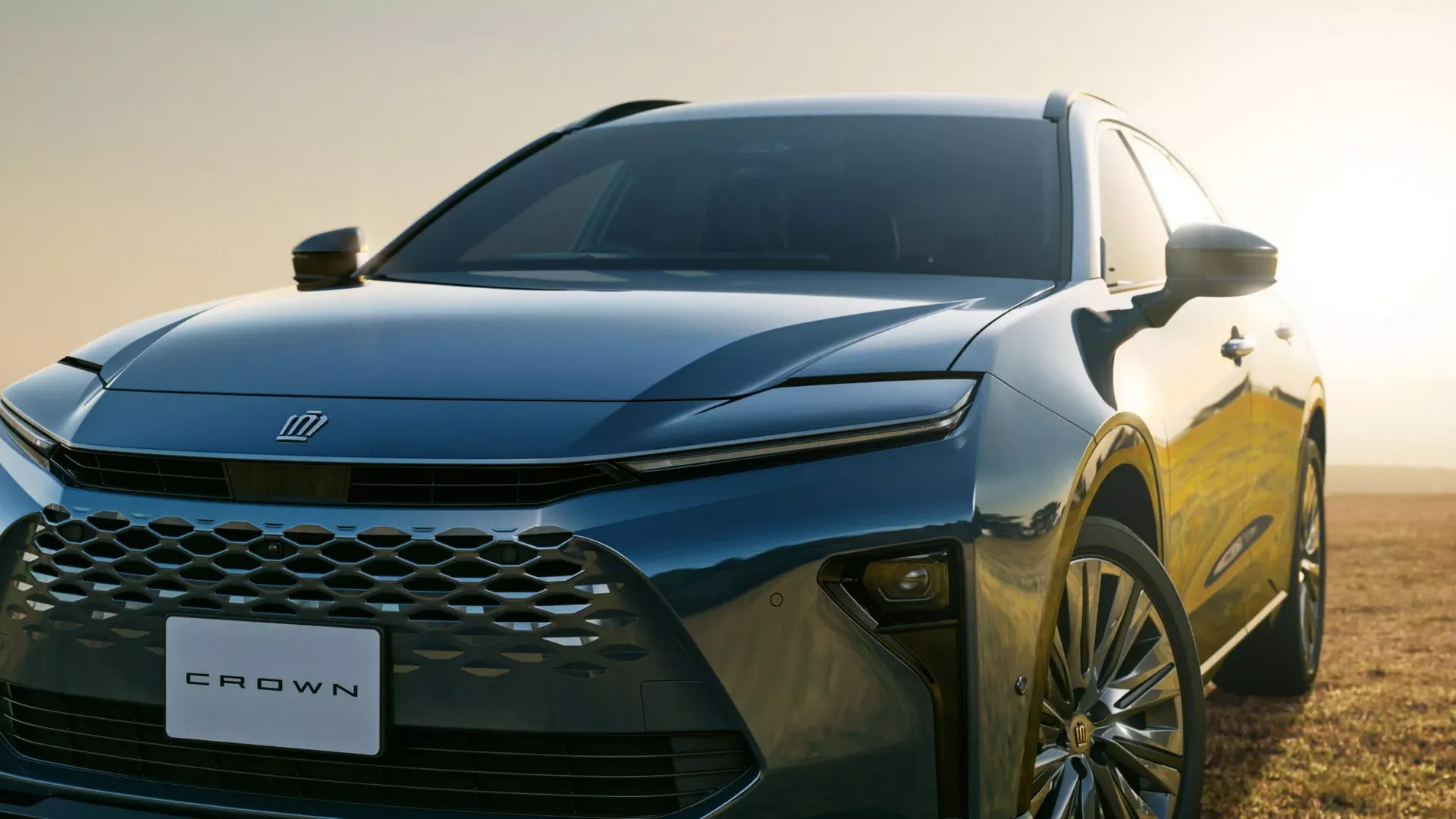 토요타 크라운 에스테이트 이미지