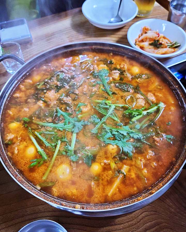 겨울엔 꼭 강추 술안주 알찬 맛 대결 닭 알탕 인천 동구 맛집 추천 생방송투데이 수요맛전