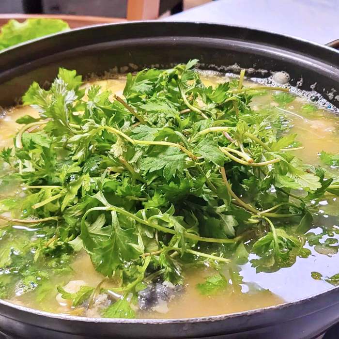 6시내고향 충남 보령 도다리쑥국 맛집