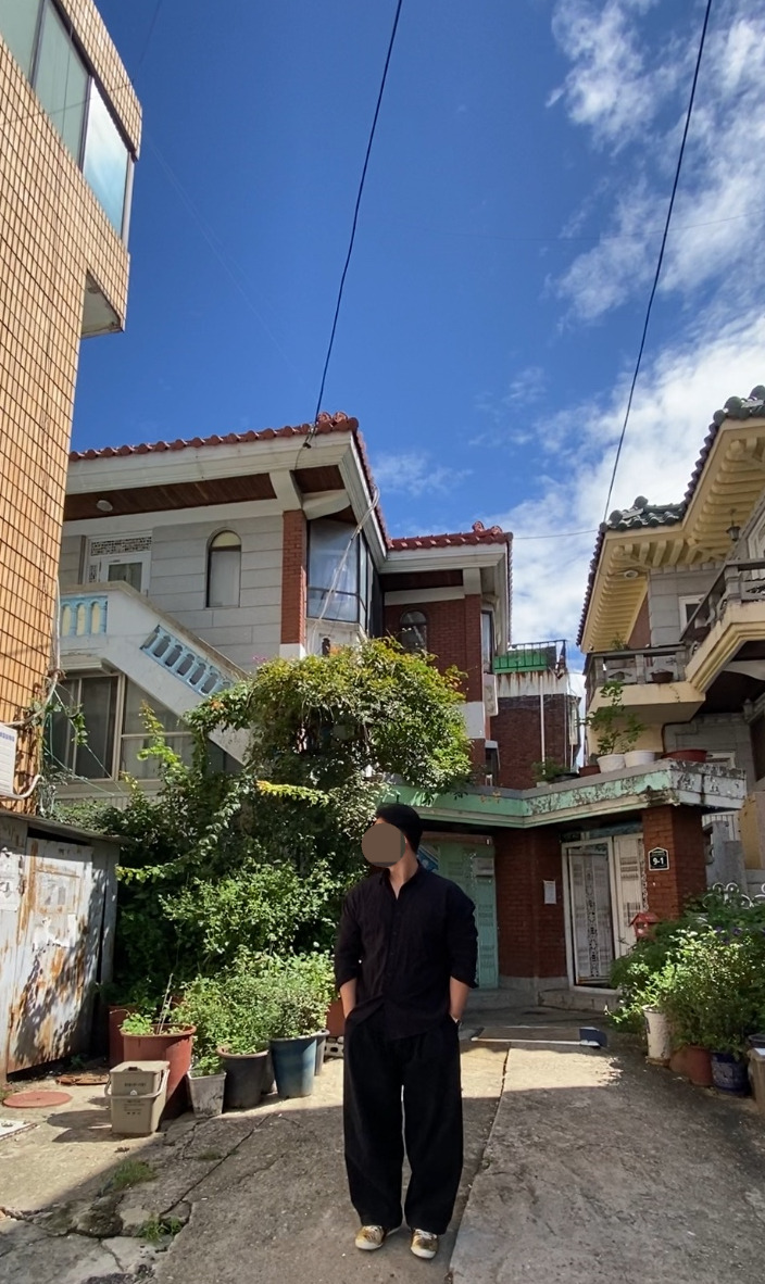 데일리룩(2024. 9. 22.)토피 린넨 포켓 셔츠, 무신사스탠다드 무신사 데님 와이드 벌룬 팬츠, 카시오 A-159WGEA 골드 금장, 아식스 오니즈카타이거 멕시코 올골드