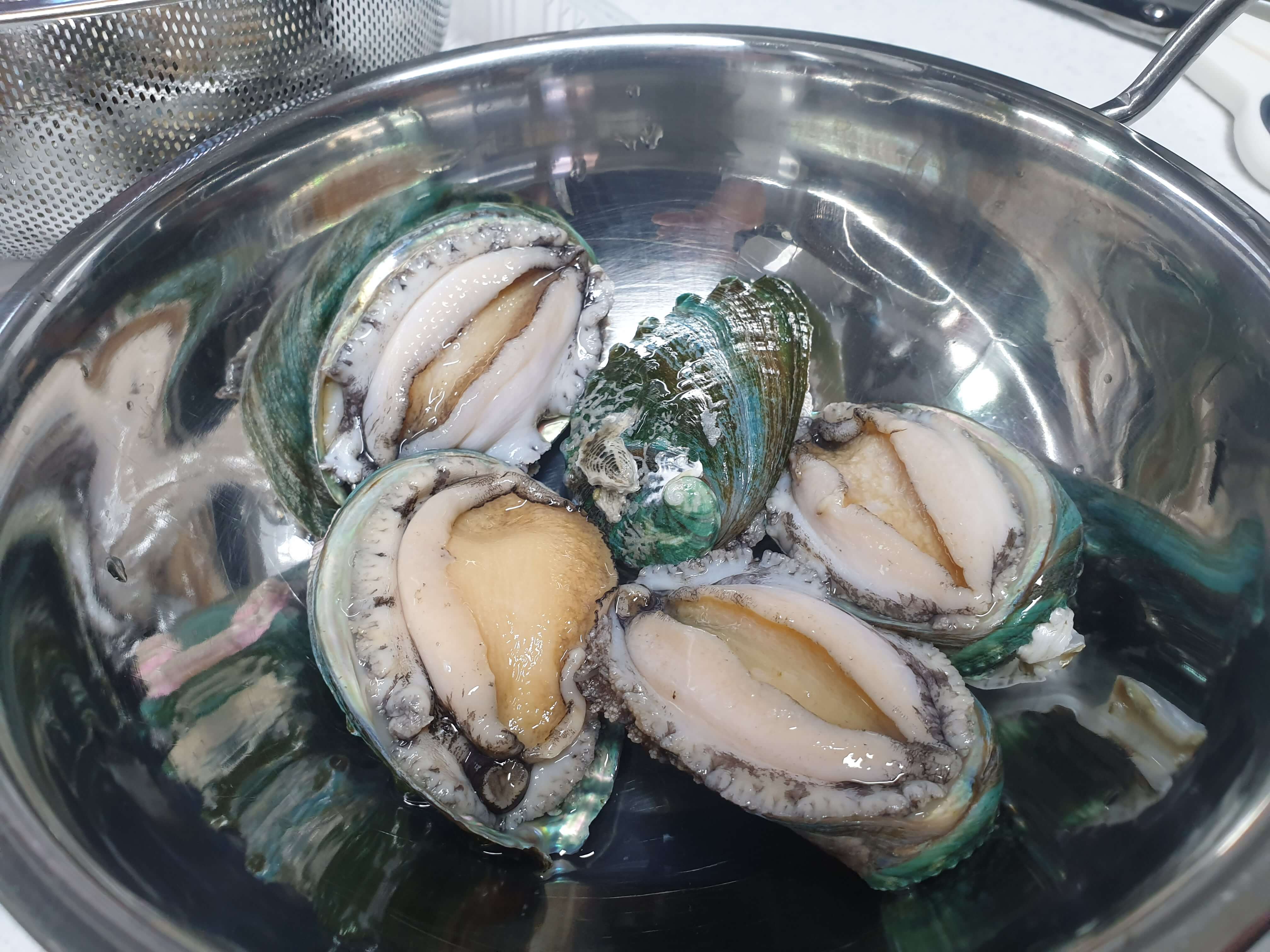 해산물이_들어간_감바스_알_아히요_재료