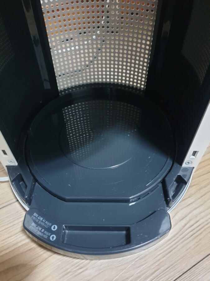 공기청정기-필터-분리-내부청소-사진