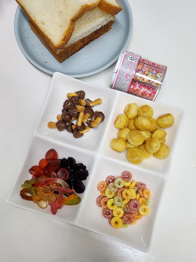 식빵 과자집 만들기 준비물