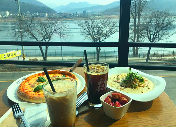 카페 아지오 1011의 피자와 파스타