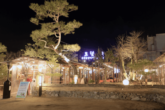 출처: 토담숯불닭갈비