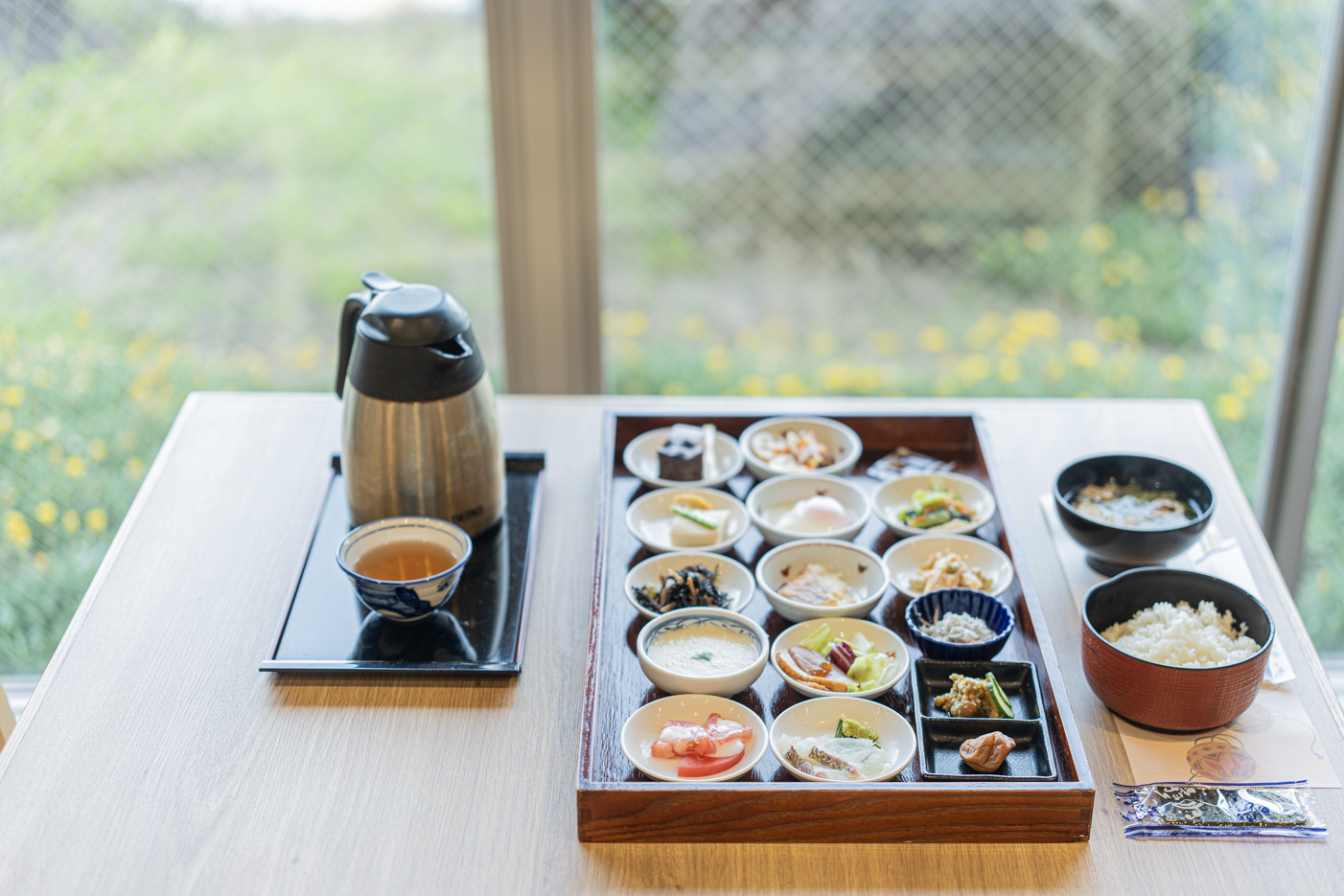 Original source photograph 50 for Osaka and Kansai Hotels: 36 Stay and Bathing Records, Plus 8 Official Introductions