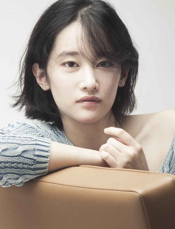 전종서-사진