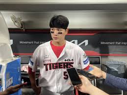 KIA 오선우 관련 이미지