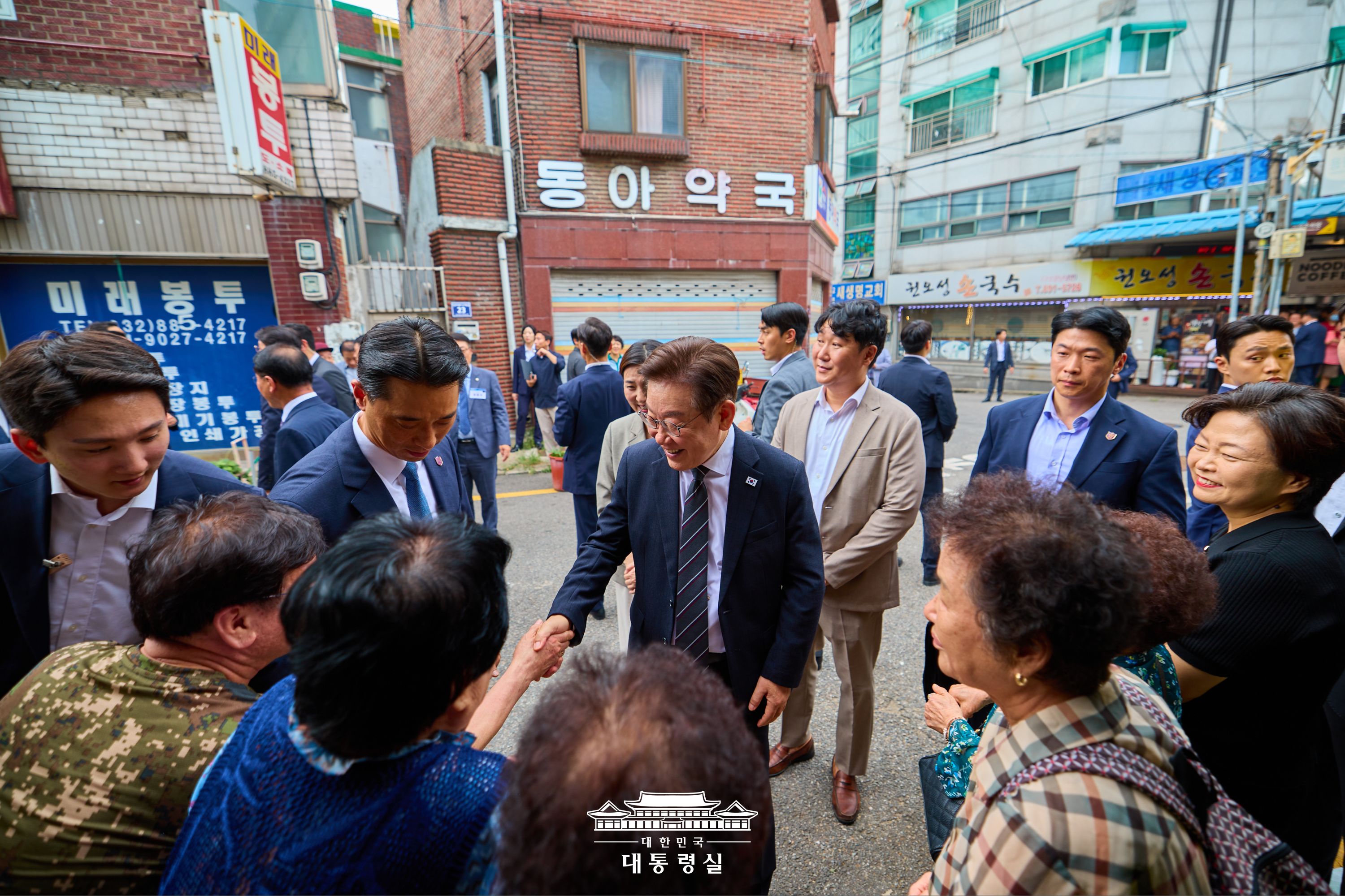 세널리 주간여론분석(리얼미터) 히어로 이미지 - 교체 권장