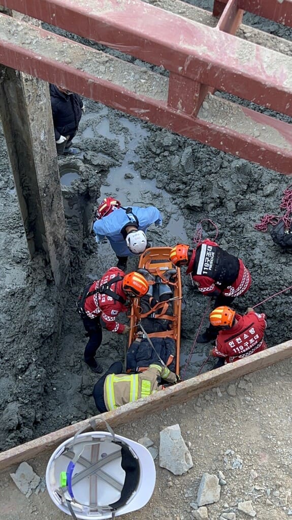 공사현장 내 안전조처 미비 사망 사고 사업주 현장소장 낮은 형 판결 ㅣ 중대재해법 첫날 추락사고