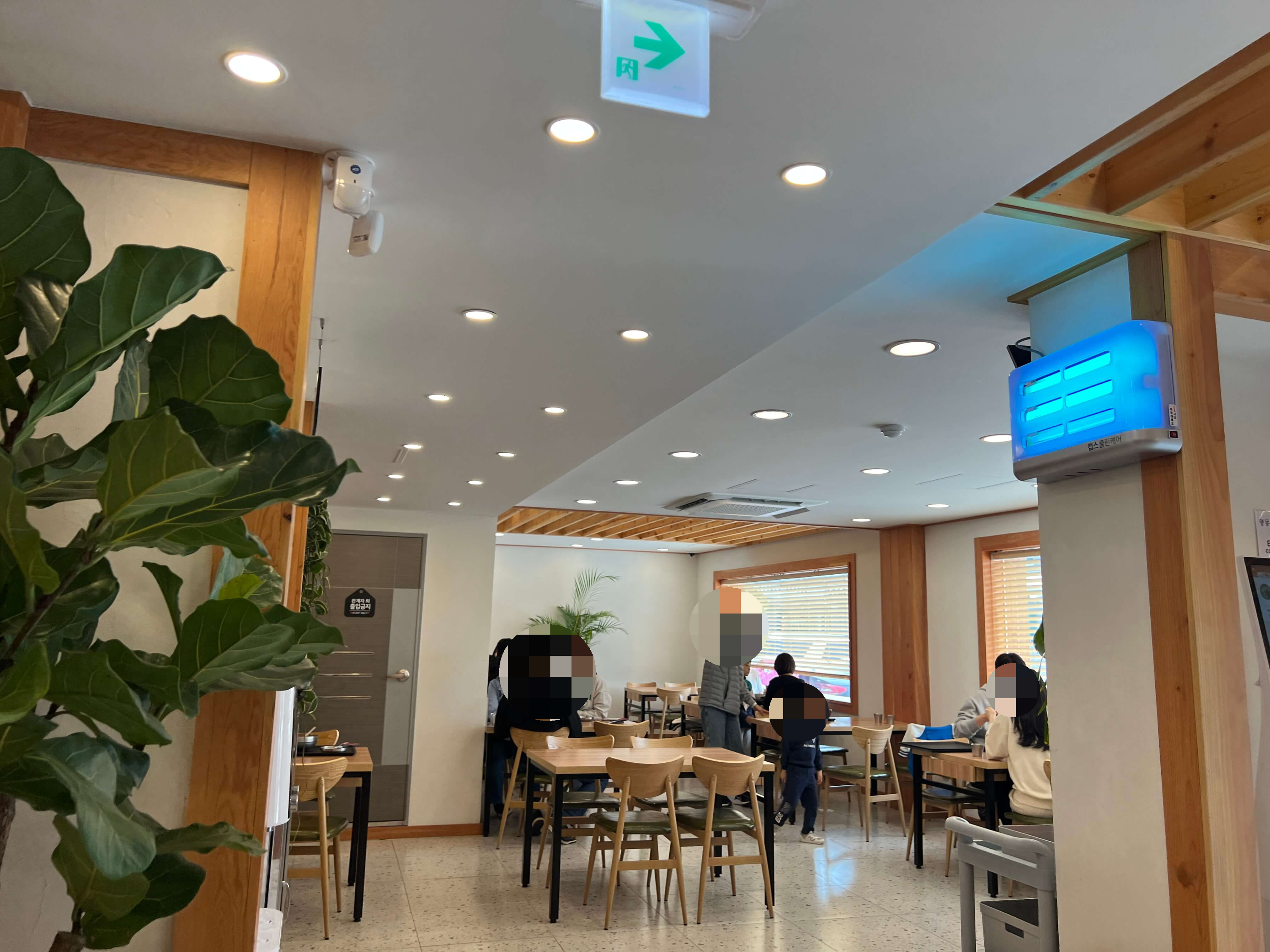 내부-좌석의-모습