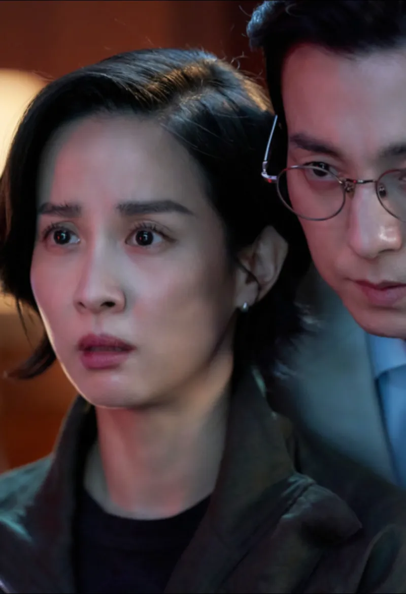 살인자 리포트&#44; 조여정&#44; 정성일&#44; 한국 스릴러 영화&#44; 2025년 영화&#44; 심리 스릴러&#44; 기자와 살인범&#44; 인터뷰 스릴러&#44; 청소년관람불가 영화&#44; 살인자 리포트 리뷰&#44; 살인자 리포트 결말&#44; 살인자 리포트 해석&#44; 살인자 리포트 예매율&#44; 살인자 리포트 조여정 정성일&#44; 연극 같은 영화&#44; 한정된 공간 영화&#44; 두뇌 게임 스릴러&#44; 영화 추천&#44; 한국 범죄 영화