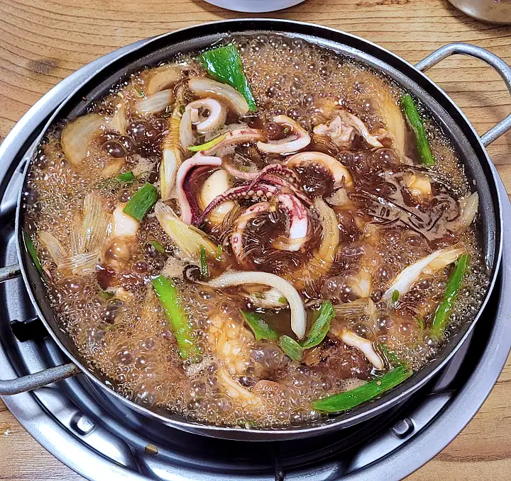 식객 허영만 백반기행 173회 강성연 편 오징어, 숯불갈비 조화 오징어불갈비찜 & 후식 볶음밥 을지로 맛집 소개