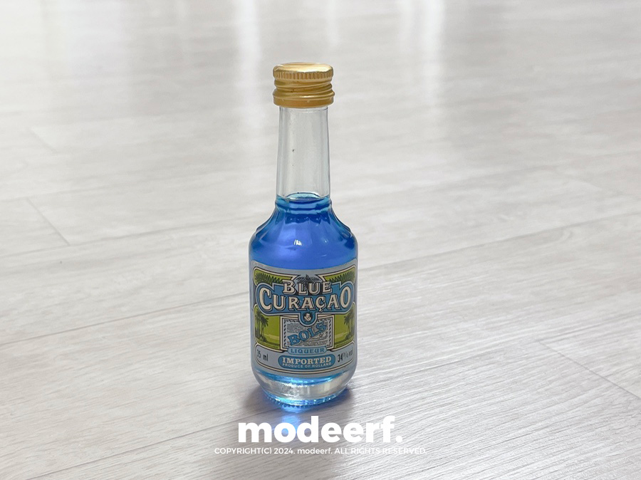 BOLS Blue Cura&ccedil;ao MINIATURE