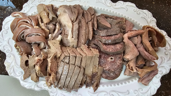 돼지 순대 내장 3천원어치 한그릇 푸짐해요