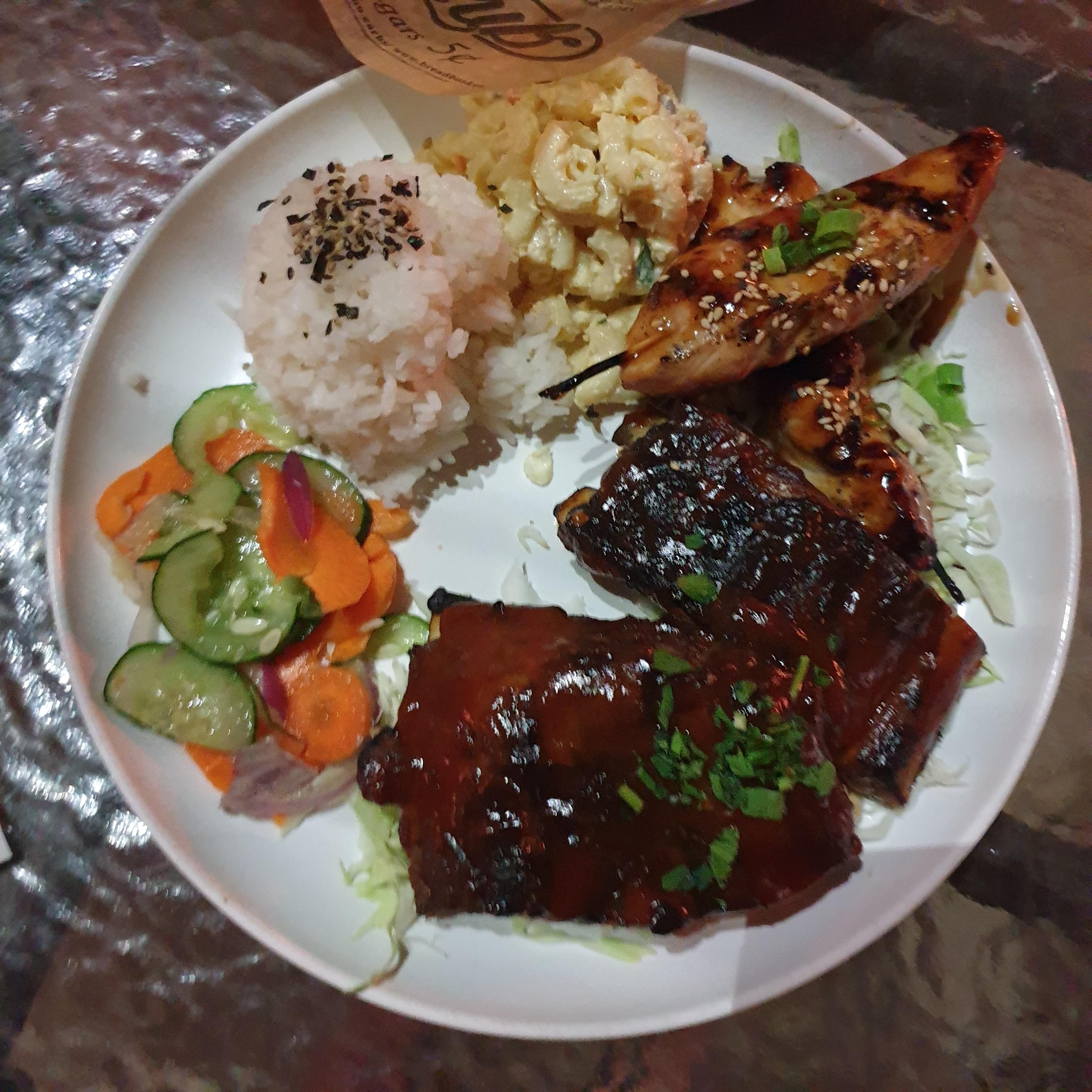 와이키키 맛집 듀크스 DUKE&#39;s Waikiki