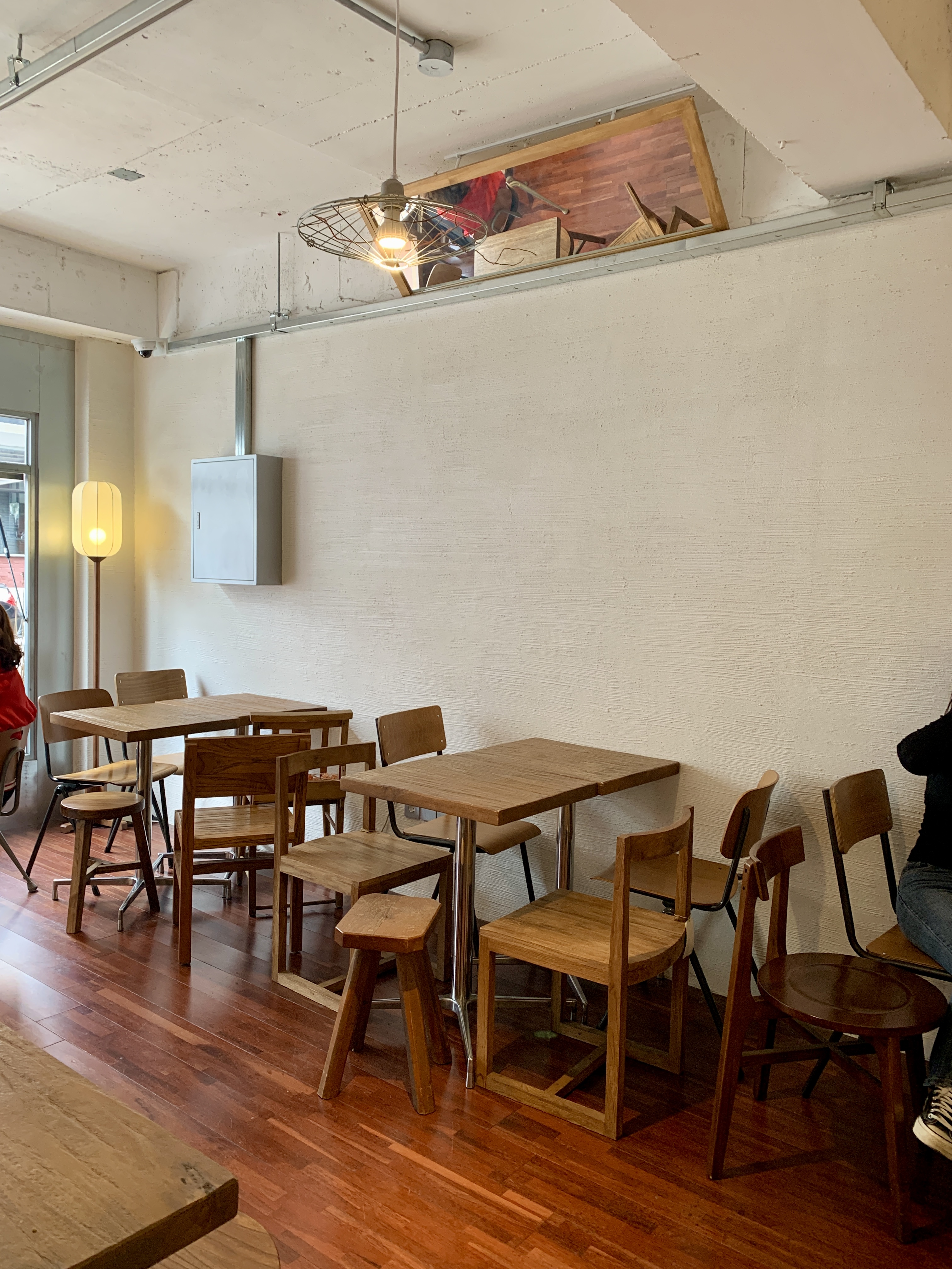 용리단길-용리단길조용한카페-용리단길카페-용리단길카페추천-에치그-ECHG-카페-용산카페