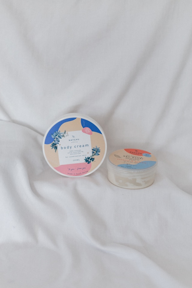 완벽 피부 보습 방법의 정석: 수분 채우고 오일로 잠그는 7스킨법 & 밀폐 보습 가이드