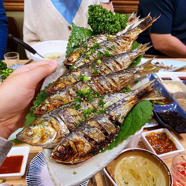 트렌드스페셜 인천 영종도 신선하고 쫄깃한 회 랍스터 가리비 한상 세트 횟집 맛집
