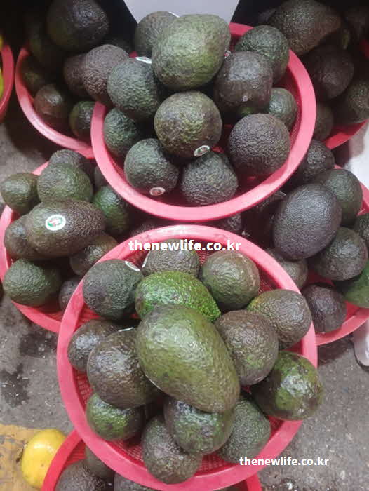 아보카도 효능 섭취 방법 레몬즙 라임즙