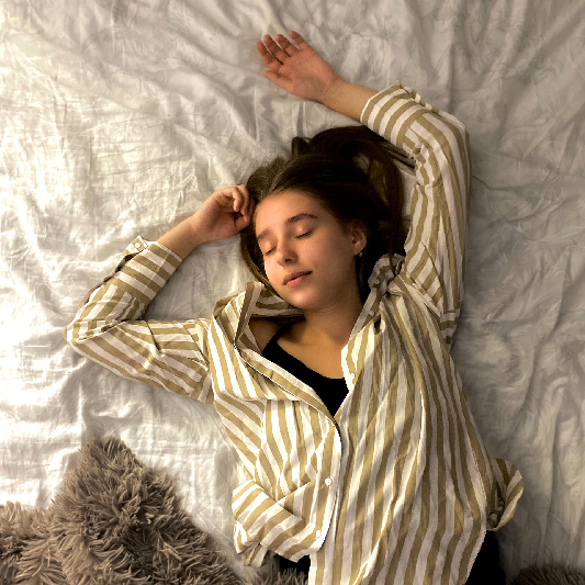 편안한 잠옷을 고르세요.